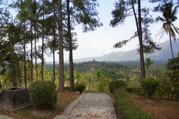 爪哇｜Amanjiwo- 遠眺Borobudur普羅浮屠的度假天堂(上)
